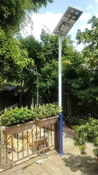GYS-AT800 ALL IN ON SOLAR STREET LIGHT